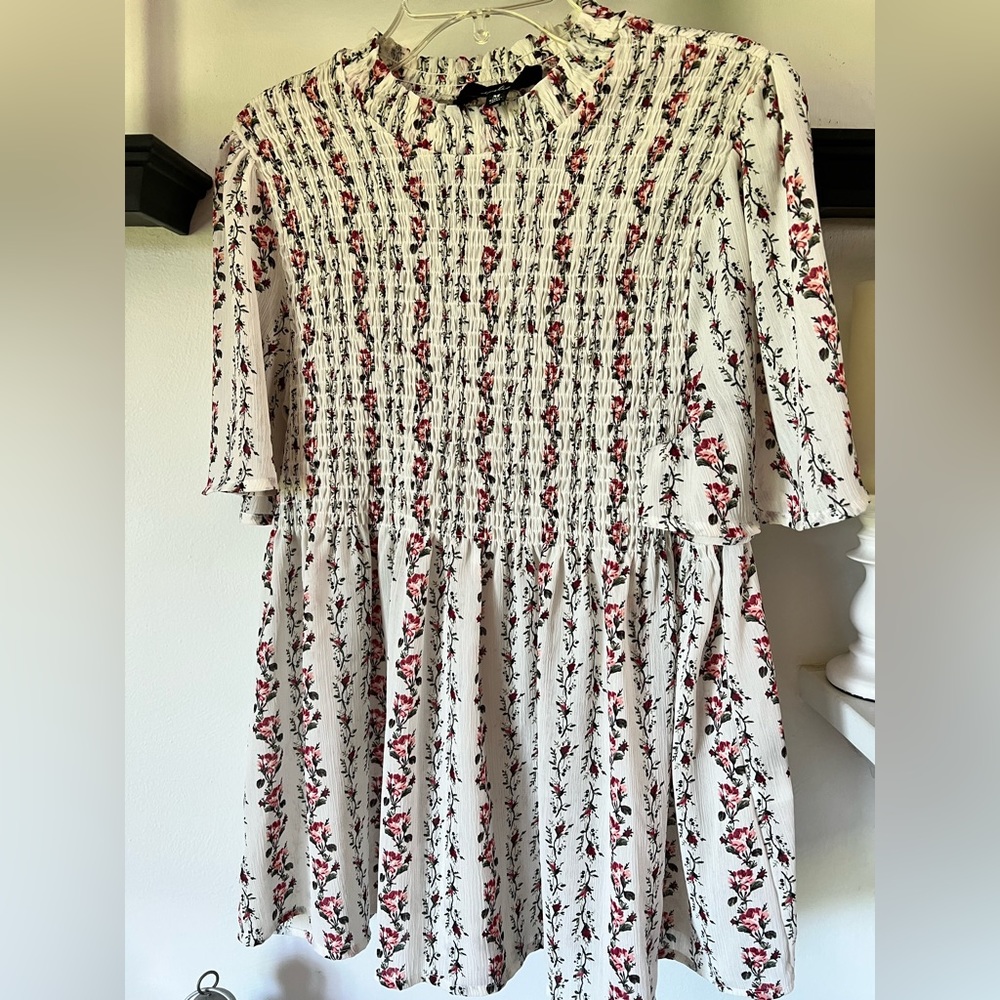 Lipslide blouse Size Medium.